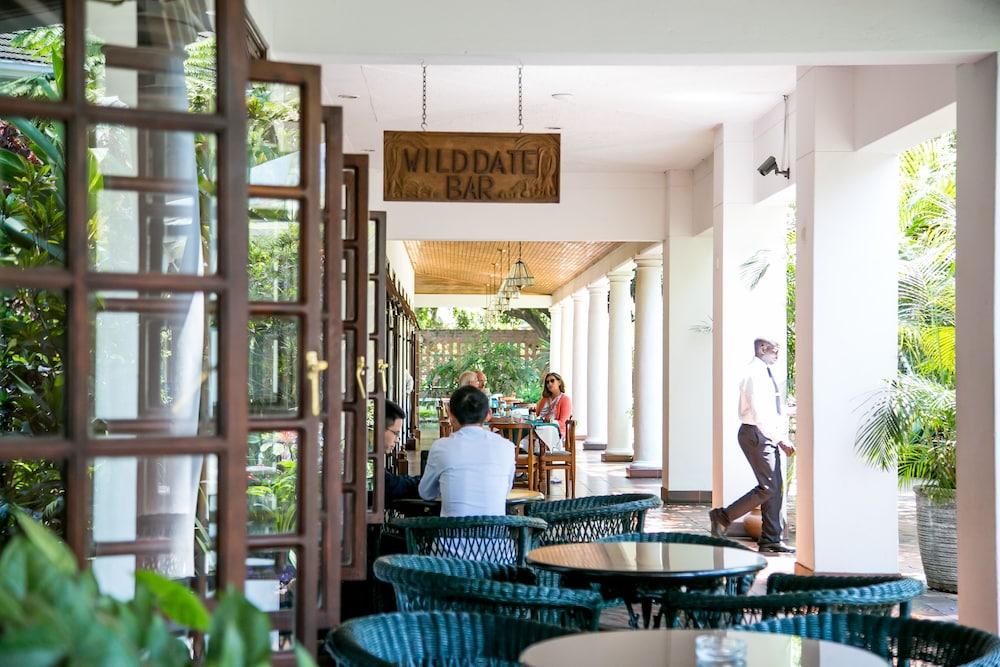 Bronte Hotel Χαράρε Εξωτερικό φωτογραφία